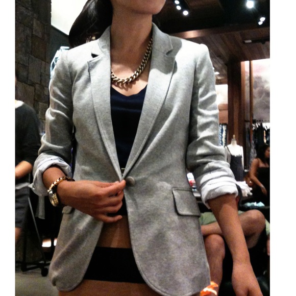 Aritzia Talula Gray Blazer - Picture 6 of 6